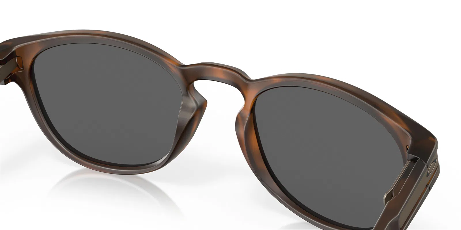 Oakley Latch 9265 Sunglasses - view 109